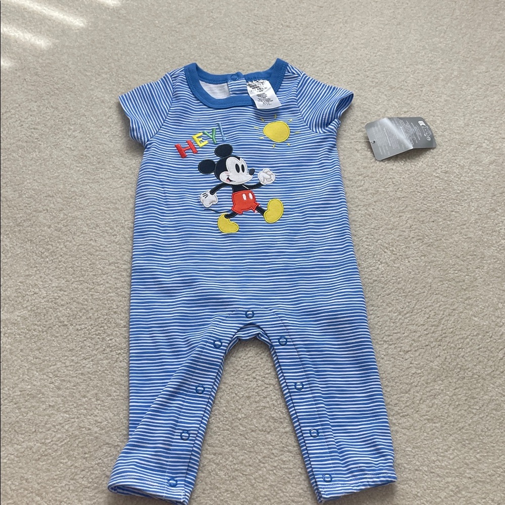 NWT Disney Baby button outfit for summer